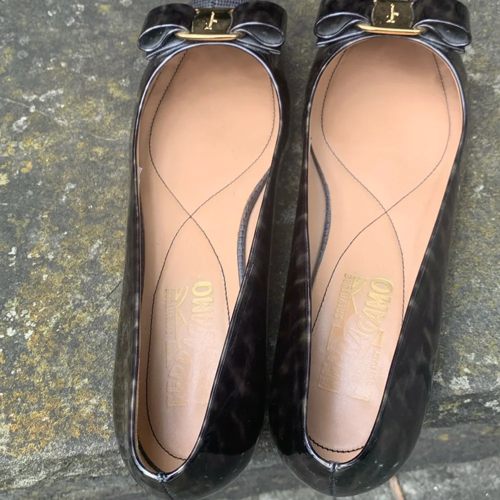 FERRAGAMO Tortoise/Animal Patent & Lizard Embossed cap Ballerina Flat sz… - Picture 6 of 14